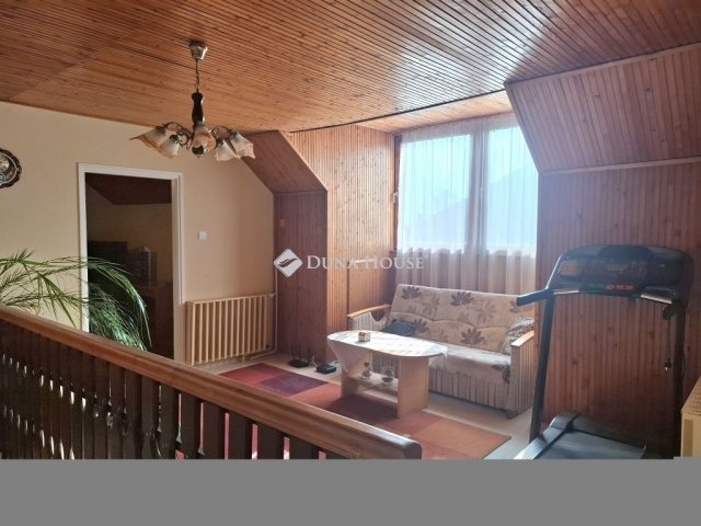 Eladó családi ház, Algyőn 129 M Ft, 5 szobás