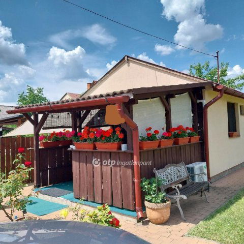 Eladó nyaraló, Hajdúnánáson 23.5 M Ft, 1+2 szobás