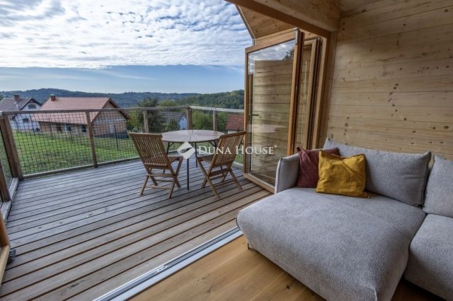Eladó családi ház, Orfűn 74.9 M Ft, 2 szobás