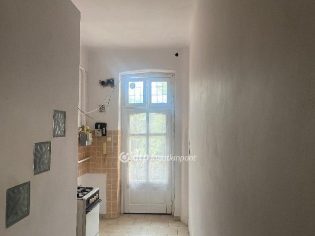 Eladó téglalakás, Budapesten, XIV. kerületben 44.9 M Ft