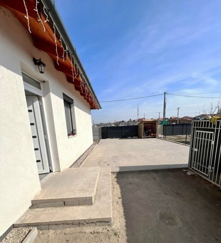 Eladó ikerház, Taksonyon 95 M Ft, 4 szobás / költözzbe.hu