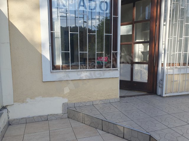 Kiadó üzlethelyiség, II. kerületben, Máriaremetei úton