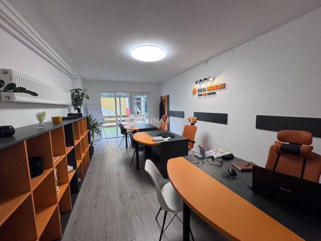 Kiadó iroda, Pécsett, Ifjúság útján 190 E Ft / hó