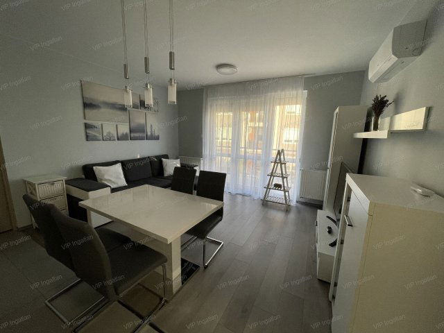 Kiadó téglalakás, albérlet, Győrött 230 E Ft / hó, 1+1 szobás