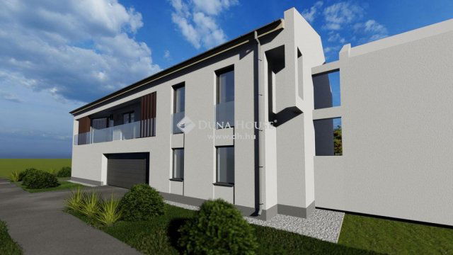 Eladó téglalakás, Nyíregyházán 100 M Ft, 5 szobás