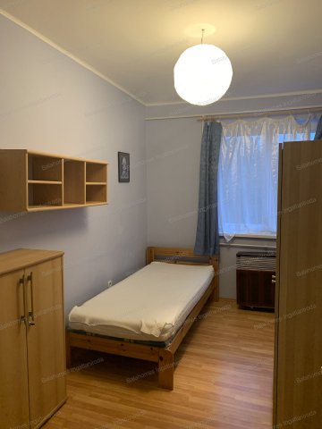 Eladó téglalakás, Siófokon 69.9 M Ft, 4 szobás