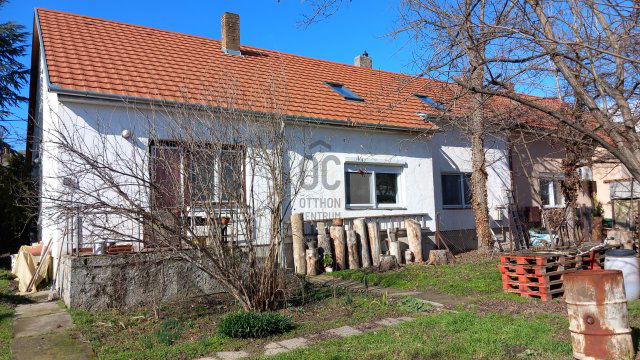 Eladó ikerház, Szekszárdon 63 M Ft, 5 szobás