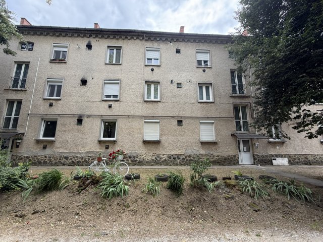 Eladó téglalakás, Egercsehiben 9 M Ft, 2 szobás