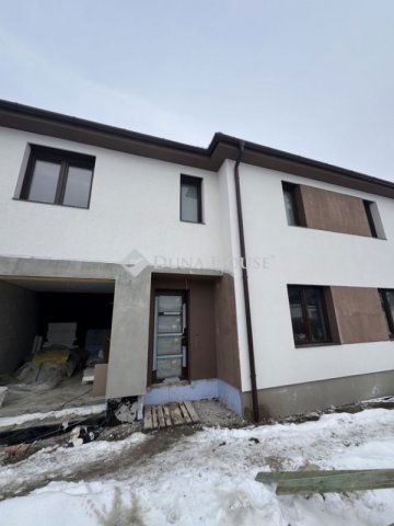 Eladó ikerház, Vecsésen 124.99 M Ft, 4 szobás