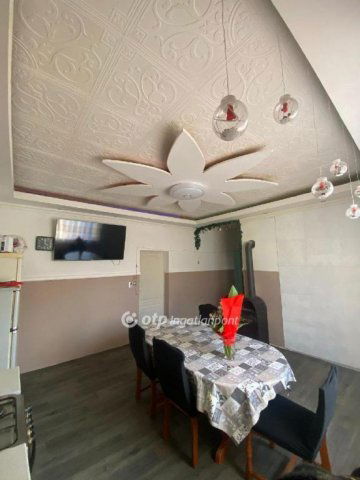 Eladó családi ház, Nyíradonyban 24.5 M Ft, 2 szobás