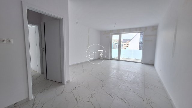 Eladó téglalakás, Szegeden 72.8 M Ft, 2+1 szobás