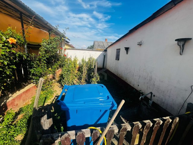 Eladó családi ház, Barcson 43.5 M Ft, 4 szobás