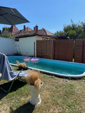 Eladó ikerház, Budapesten, XVI. kerületben 124.9 M Ft, 4+1 szobás