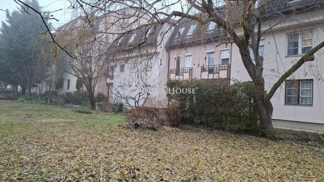 Eladó téglalakás, Balatonfüreden 65 M Ft, 3 szobás