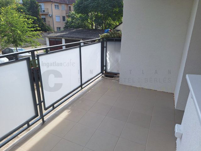 Eladó téglalakás, Szegeden, Háló utcában 73 M Ft, 2+1 szobás