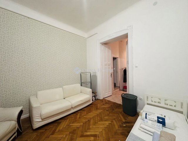 Eladó téglalakás, Budapesten, VIII. kerületben 65.5 M Ft