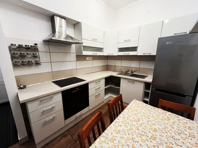 Eladó téglalakás, Debrecenben 54.5 M Ft, 2 szobás