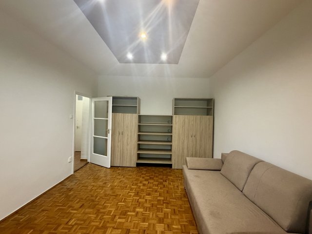 Eladó téglalakás, Nyíregyházán 27.9 M Ft, 1 szobás