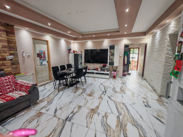 Eladó családi ház, Szügyön 49.9 M Ft, 4 szobás