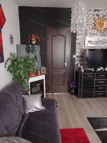Eladó családi ház, Szentliszlón 30.9 M Ft, 13 szobás