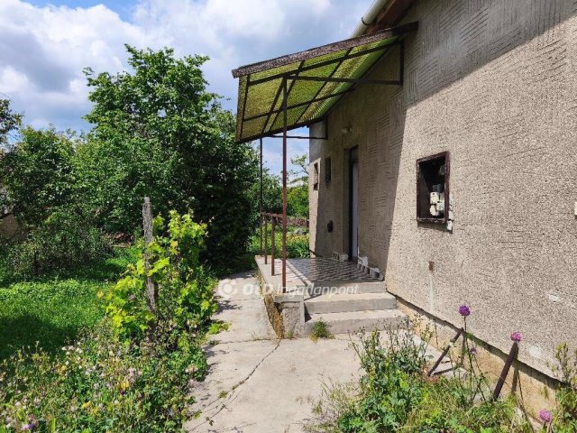 Eladó családi ház, Szeghalmon 16 M Ft, 4 szobás