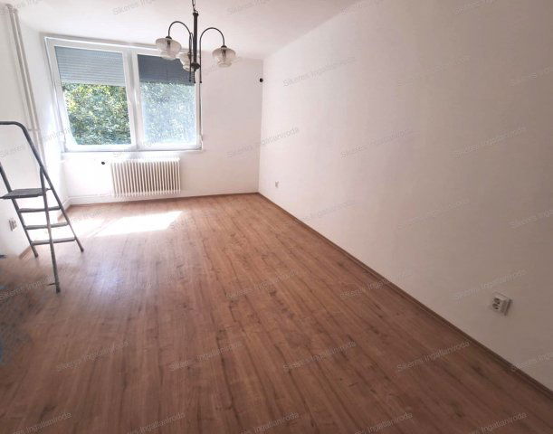 Eladó téglalakás, Tatabányán 43.9 M Ft, 2 szobás