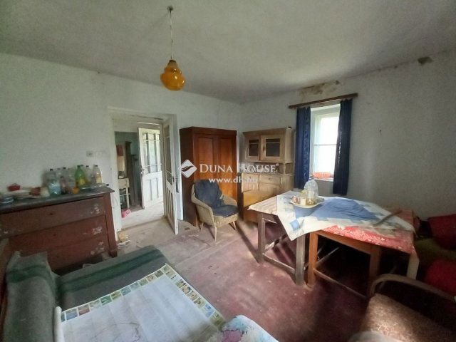 Eladó családi ház, Tiszakécskén 32 M Ft, 3 szobás