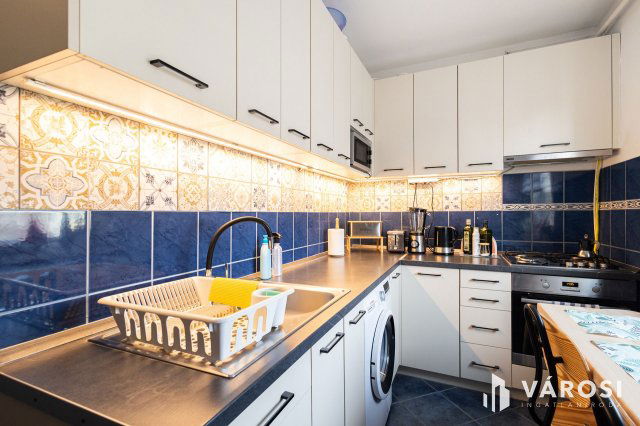 Eladó panellakás, Szegeden 55 M Ft, 3 szobás