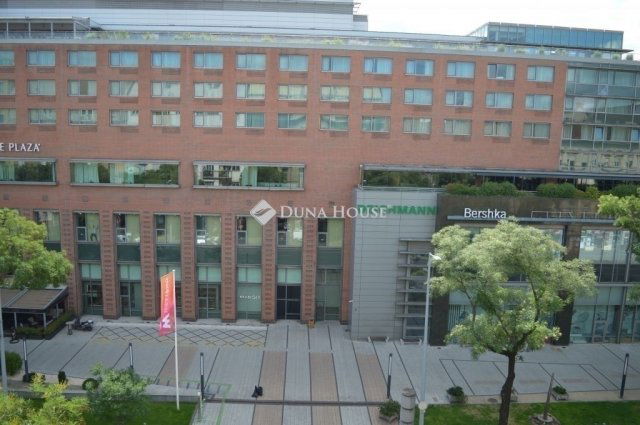 Eladó téglalakás, Budapesten, XIII. kerületben 102.9 M Ft