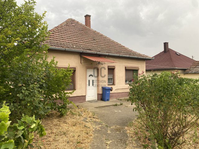 Eladó családi ház, Berettyóújfaluban 24.9 M Ft, 3 szobás