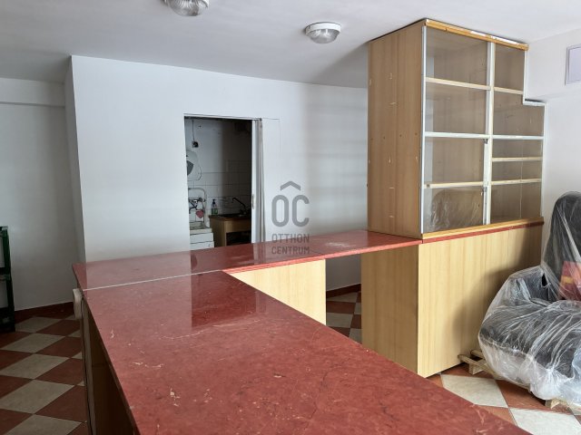 Eladó ipari ingatlan, Szolnokon 22 M Ft / költözzbe.hu