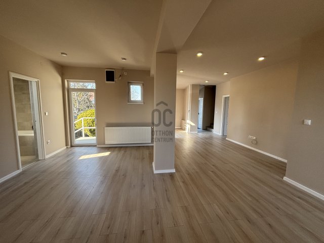 Eladó családi ház, Debrecenben 104.9 M Ft, 5 szobás