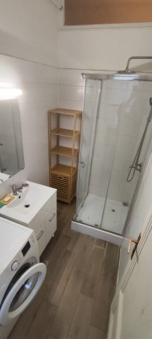 Kiadó téglalakás, albérlet, V. kerületben, Szép utcában