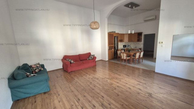 Eladó téglalakás, Budapesten, VI. kerületben, Izabella utcában