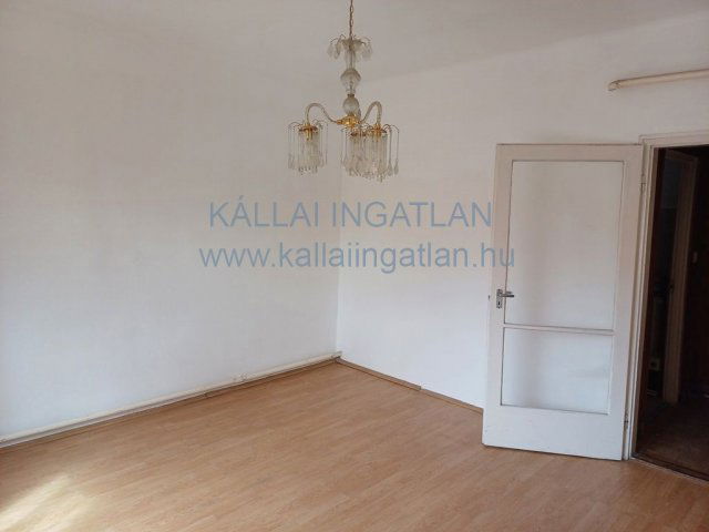 Eladó családi ház, Nagyhalászban 21.5 M Ft, 4 szobás