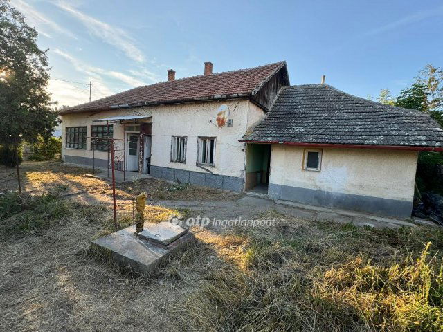 Eladó családi ház, Egyeken 2.95 M Ft, 3 szobás