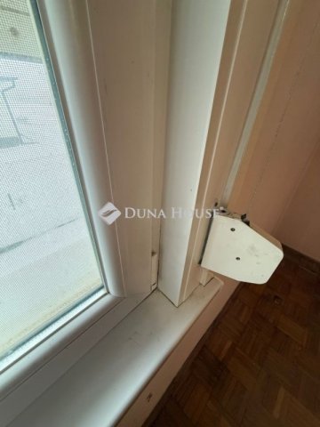 Eladó családi ház, Izsákon 29.9 M Ft, 3 szobás