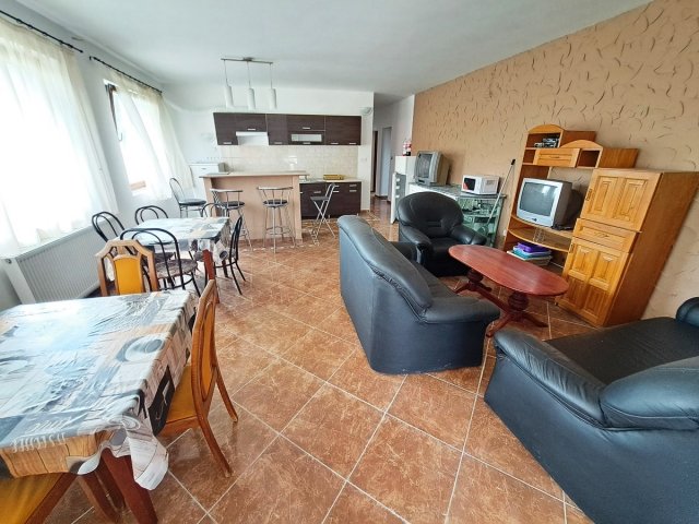 Kiadó családi ház, albérlet, Székesfehérvárott 105 E Ft / hó