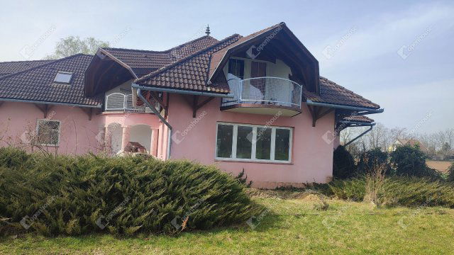 Eladó családi ház, Lengyeltótiban 53 M Ft, 5 szobás