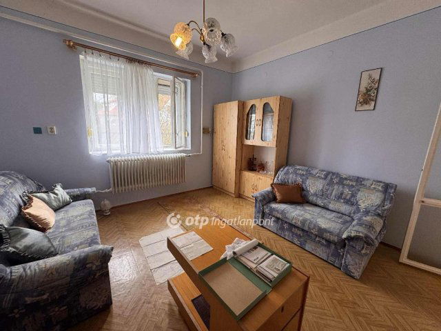 Eladó családi ház, Hosszúpályin 24.95 M Ft, 2 szobás