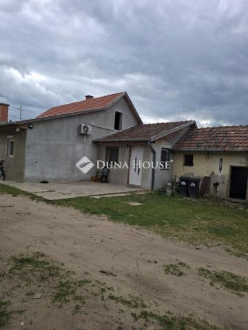 Eladó családi ház, Lakitelken 35 M Ft, 4 szobás