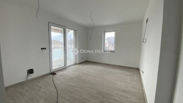 Eladó téglalakás, Dunaharasztin 70.905 M Ft, 2 szobás
