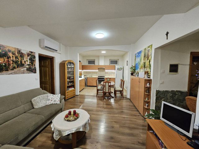 Eladó családi ház, Szombathelyen 84.9 M Ft, 2+2 szobás