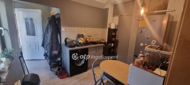 Eladó téglalakás, Ürömön 124.9 M Ft, 5 szobás