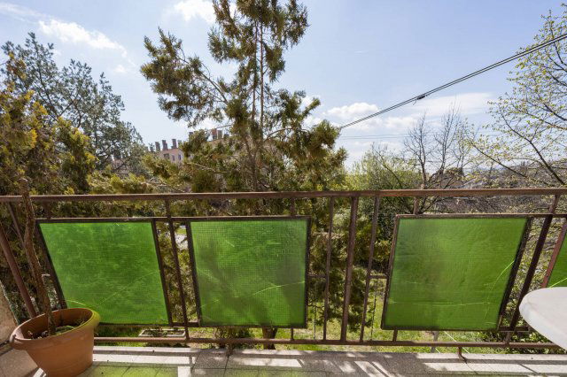 Eladó téglalakás, Vácon 57.9 M Ft, 3 szobás