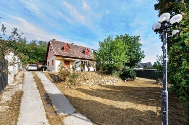 Eladó családi ház, Biatorbágyon 111 M Ft, 3 szobás