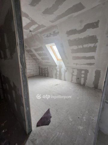 Eladó téglalakás, Budapesten, XIV. kerületben 110 M Ft, 4 szobás
