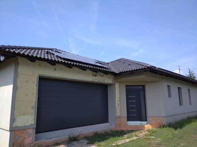 Eladó családi ház, Pákozdon 159.9 M Ft, 4 szobás
