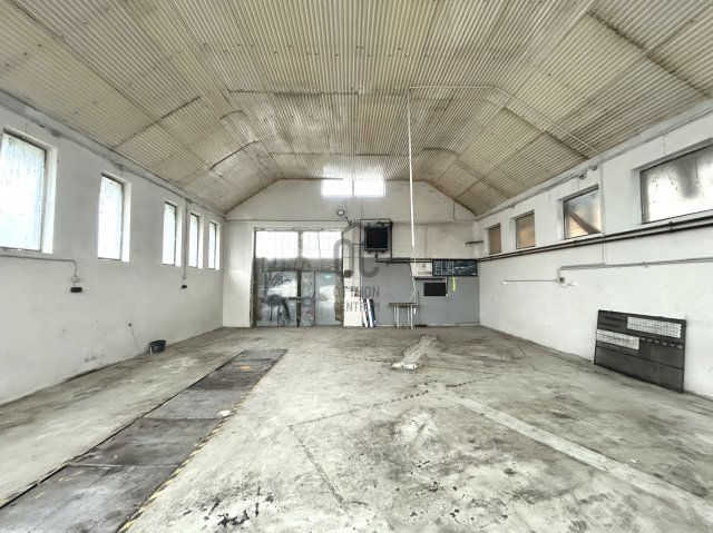 Kiadó ipari ingatlan, Győrzámolyon 200 E Ft / hó