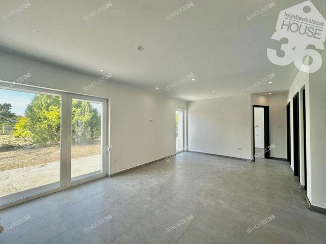 Eladó sorház, Kecskeméten 61.8 M Ft, 3 szobás